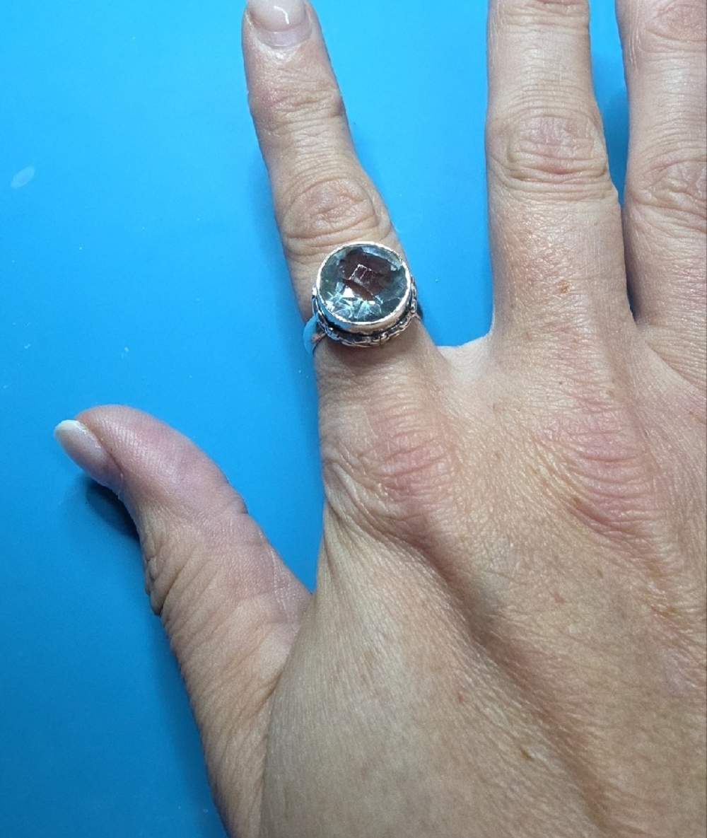 Vintage Aquamarine—bezel-set in an ornate sterling silver band. - Picture 5 of 8
